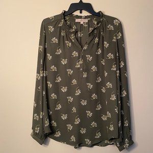 LOFT Green Long Sleeve w/ Mini Daisies SzL